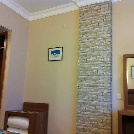 Отель Ipek 2*